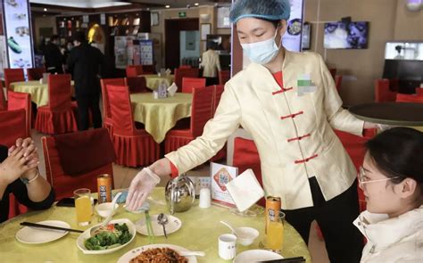 餐飲行業人員流動管理與離職申請流程的數字化革新